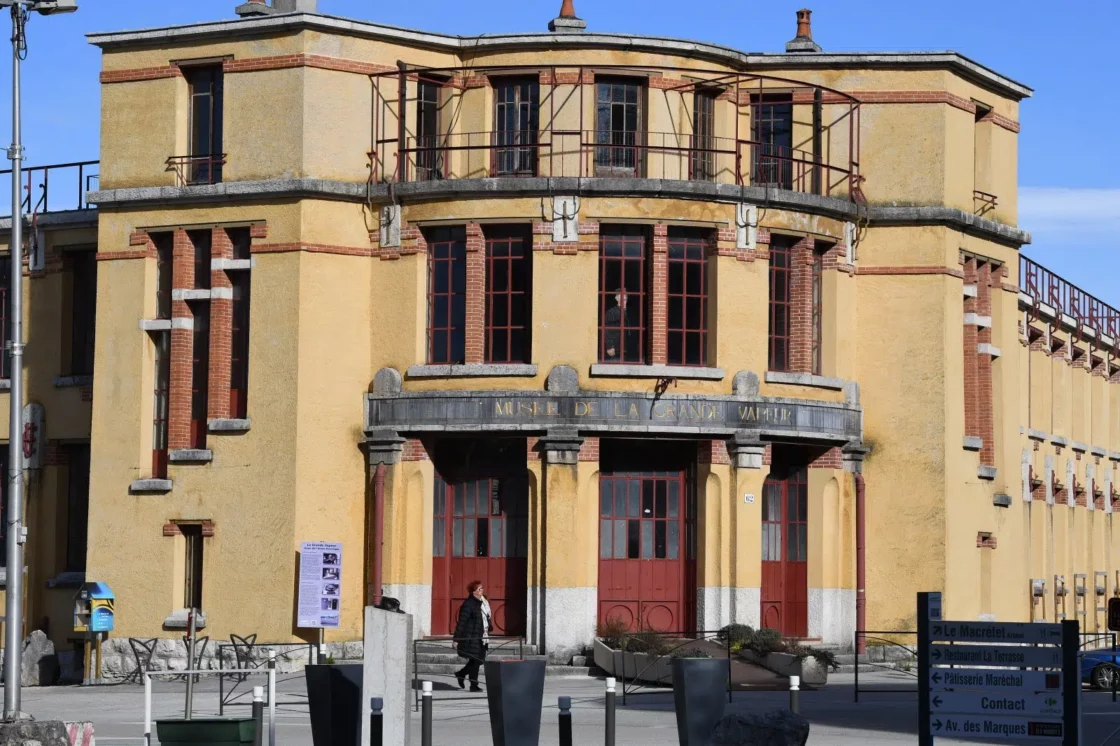 La Grande Vapeur à Oyonnax, bâtiment emblématique du patrimoine industriel de la Plastics Vallée, illustrant le dynamisme économique local accompagné par un expert-comptable à Oyonnax.